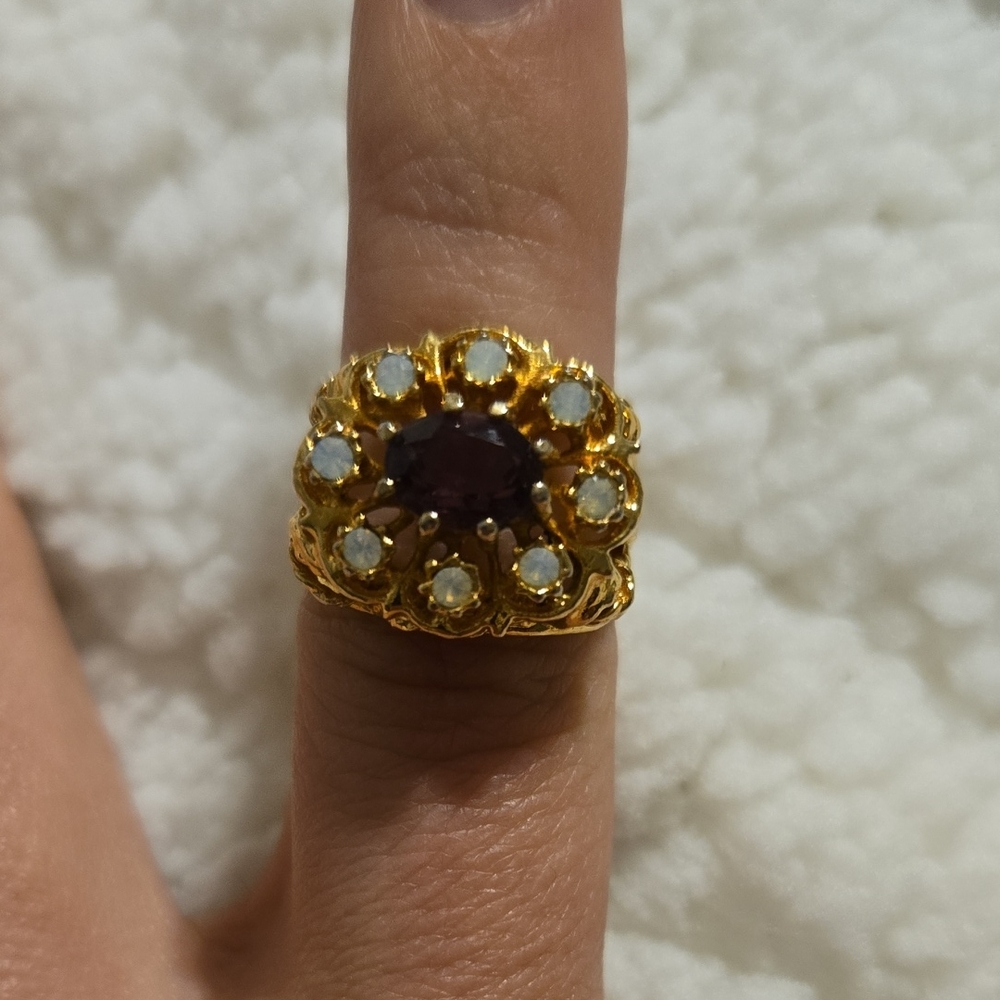 Gold-Tone vintage ESPO Ring with amethyst Center Stone and opalite cluster